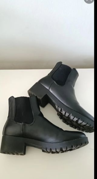 Botines negros mujer