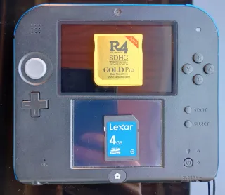 Nintendo 2DS Negra y Azul con Super Mario Bros. 2