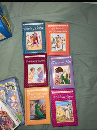Libros infantiles religiosos De Dios 
