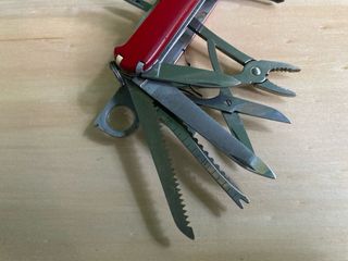 Canivete Victorinox SwissChamp Vermelho