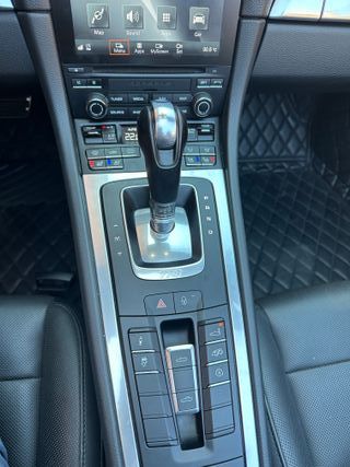 Porsche 718 Boxster 2018 GTS 