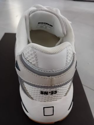 Scarpa D.A.T.E. donna bianca e grigia