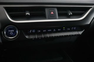Lexus UX 250h Premium