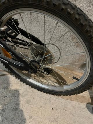 Bicicleta WRC roja