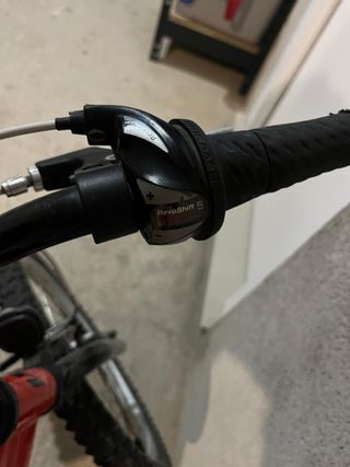 Bicicleta WRC roja