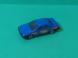 Coche a escala Guisval Audi 200 