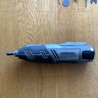 Dremel 8220 Herramienta Multiusos 12V Li-Ion LED