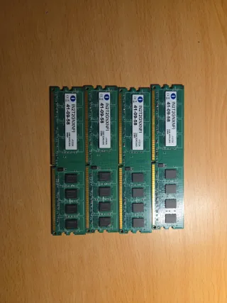 4x IN2T DDR2-800 2GB DIMM RAM