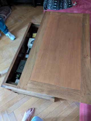 Mesa de centro elevable de madera