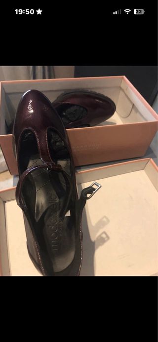 Zapatos de tacón bourdeos talla 37