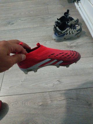 Botas fútbol niño Adidas Talla 33