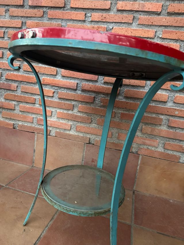Mesa Vintage Señal Tráfico Roja y Turquesa