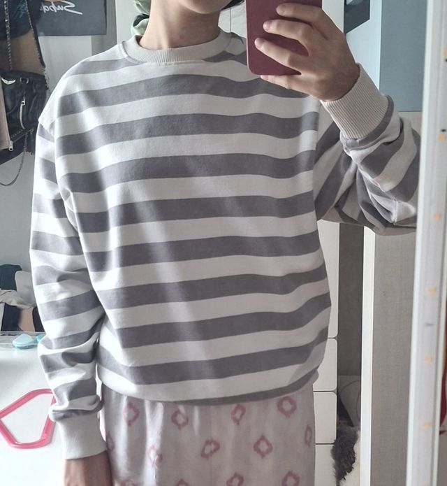 Sudadera Pull&Bear rayas grises