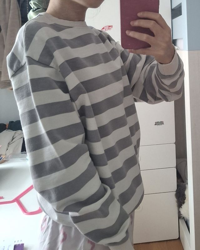 Sudadera Pull&Bear rayas grises