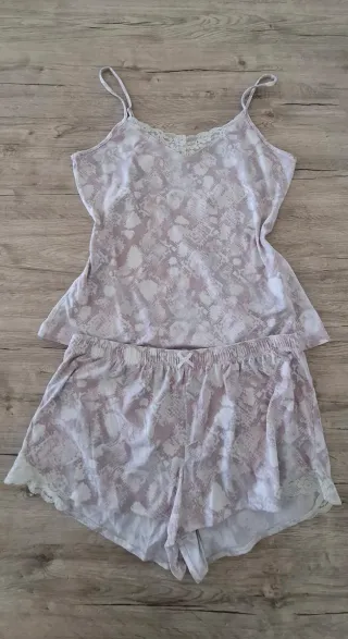 Pijama de tirantes estampado