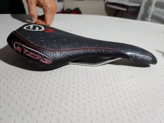 Sillín Sunn super ligero para bicicleta btt o mont