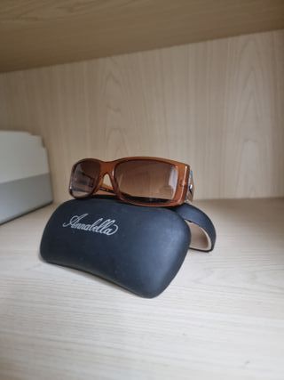 Occhiali da sole Annabella marroni