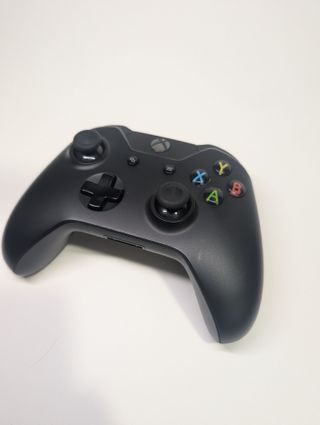 Mando Xbox One Original Negro