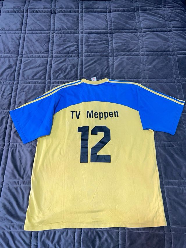 Camiseta Adidas Vintage Azul y Amarillo