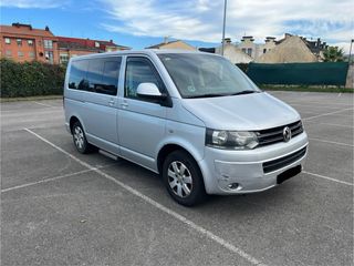 Volkswagen Caravelle 2012 T5