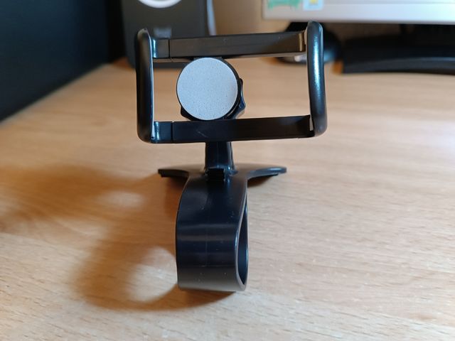 PORTA CELLULARE PER AUTO