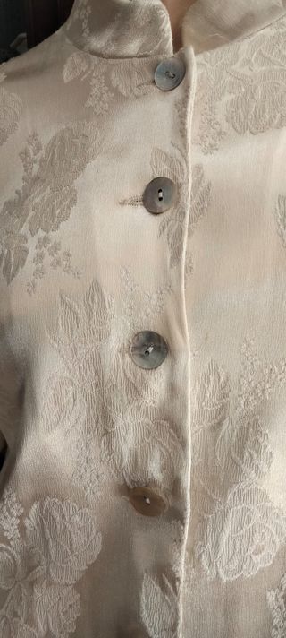 Chaqueta Wallis cuello Mao beige floral