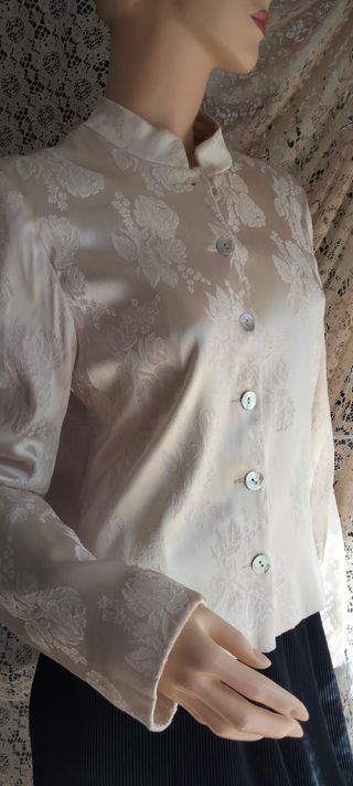 Chaqueta Wallis cuello Mao beige floral