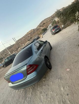 Mercedes-Benz Clase C 2003