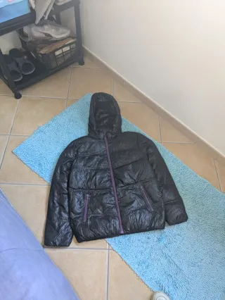 Casaco Puffer Adidas Preto/Roxo Tamanho S