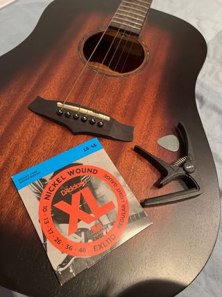 Guitarra Acústica Tanglewood de Caoba