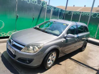 Opel Astra  2006