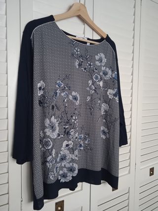 Camiseta Punto Roma estampado floral. Talla XXL