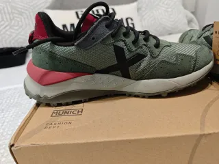 Zapatillas Munich Shibuya 18