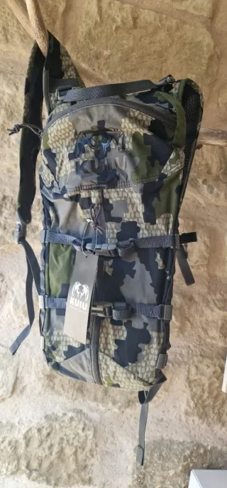 Mochila Kuiu Camuflaje