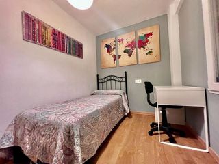 Piso en alquiler en Centro en Gijón