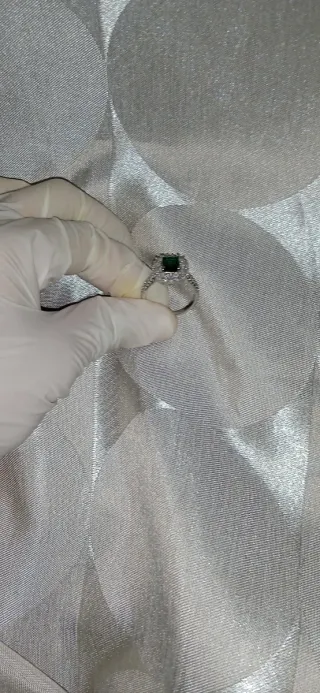 Anillo Plata con Esmeralda y Circonitas