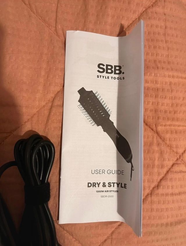 Cepillo Secador y Estilizador SBB 1200W