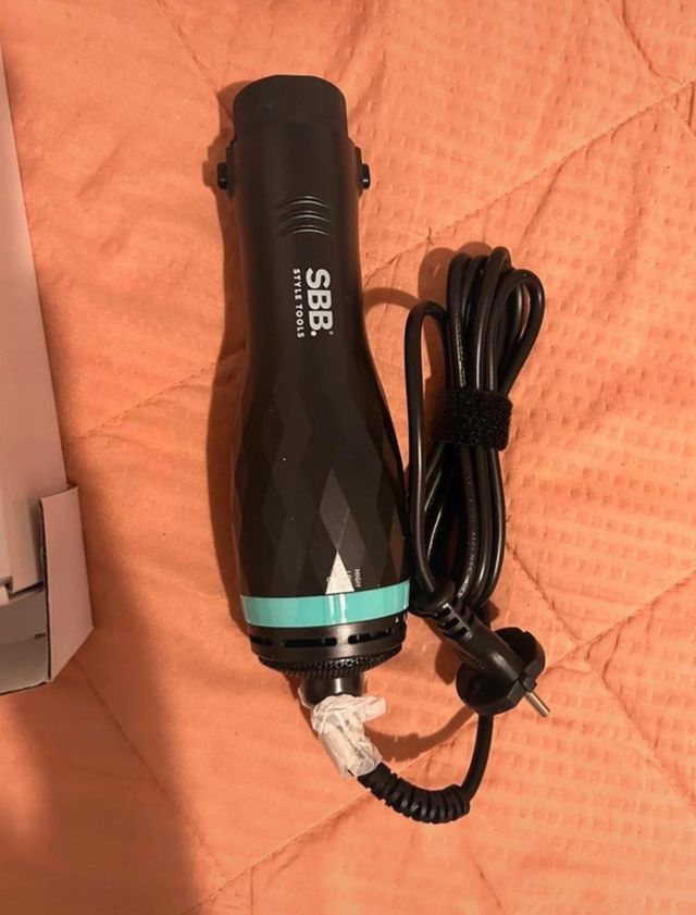 Cepillo Secador y Estilizador SBB 1200W