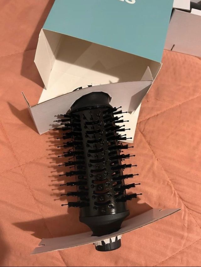 Cepillo Secador y Estilizador SBB 1200W