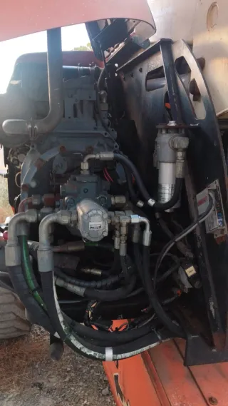 Plataforma Elevadora Articulada. 16 metros.