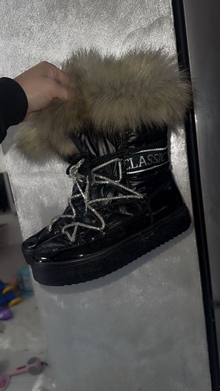 Stivali donna neri con pelliccia e strass