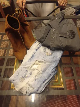 Pack Ropa: Pantalone t36, chaqueta M Botas 39