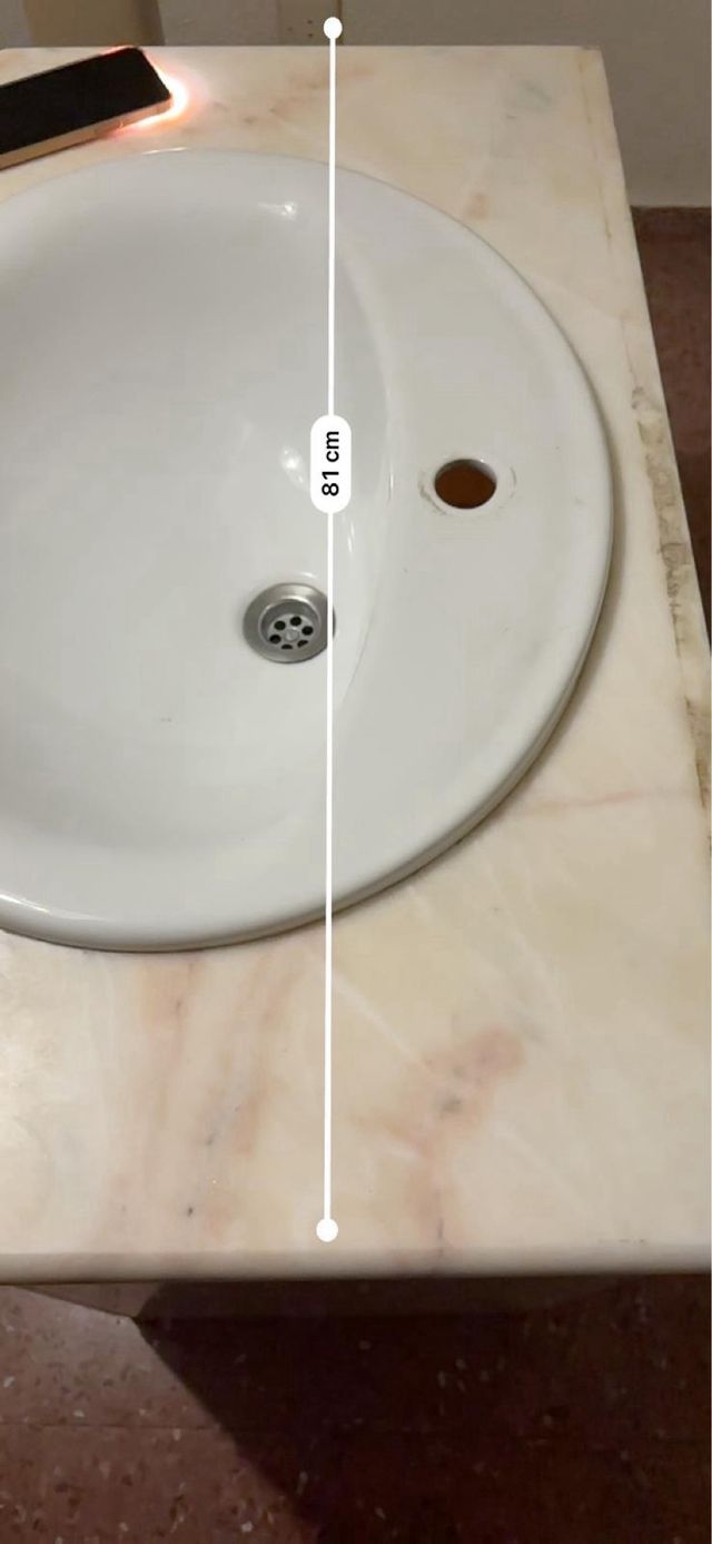 Espejo y mueble lavabo madera