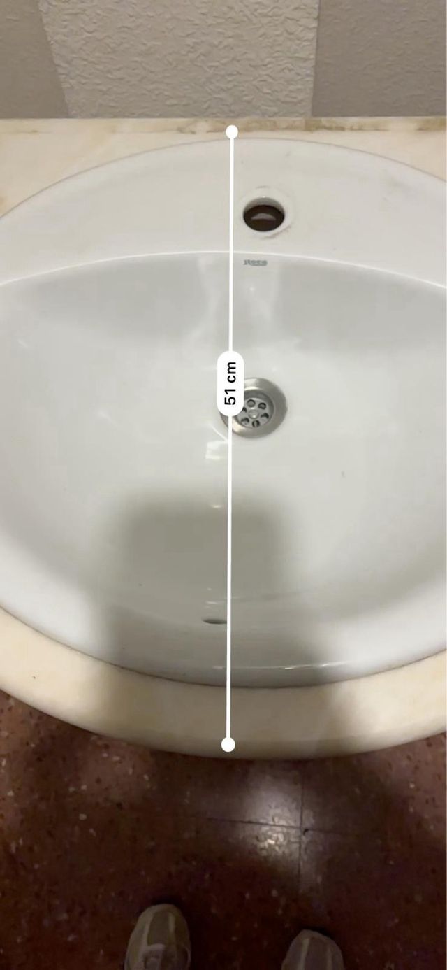 Espejo y mueble lavabo madera