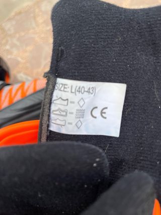 Patines en línea naranjas
talla 40