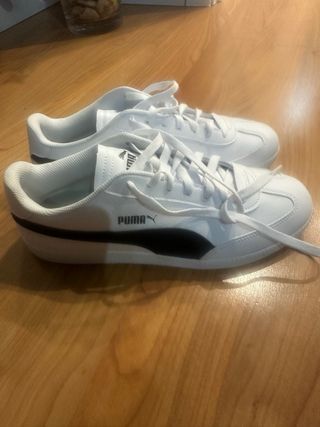 Zapatillas Puma Talla 45 puestas dos horas 