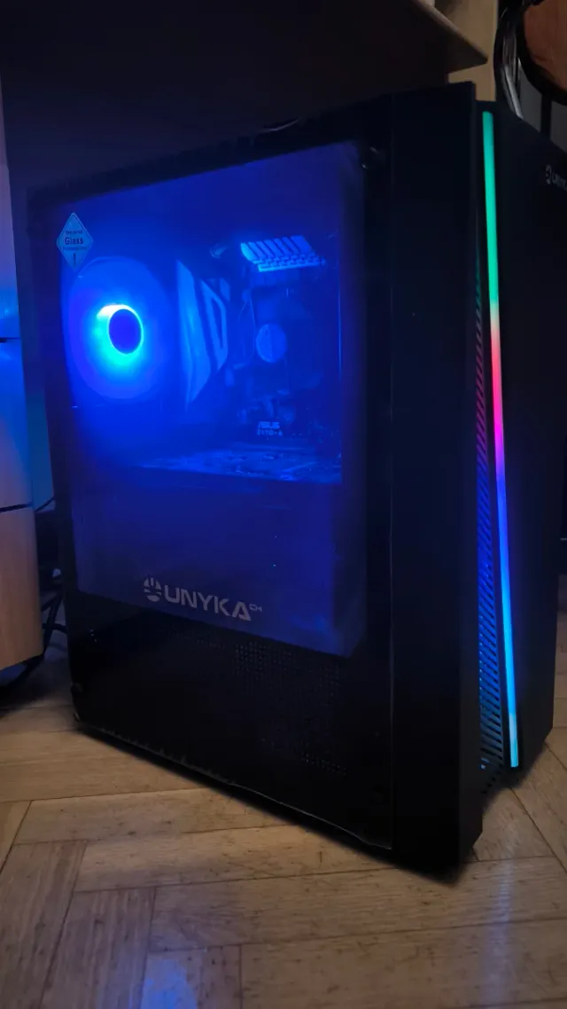 PC Gaming, i7 7700, 32GB RAM,SSD+HDD, GTX 1070 8GB