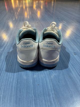 Zapatillas New Balance Blancas y Azules
