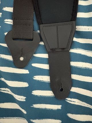 Correa Neotech Mega para Guitarra/Bajo, como nueva