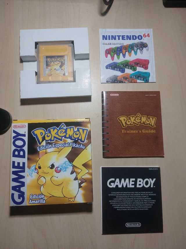 Pokemon Amarillo Edición Especial Pikachu